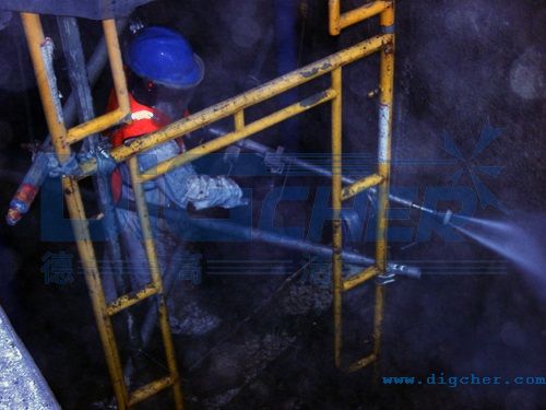 反應釜人工清洗