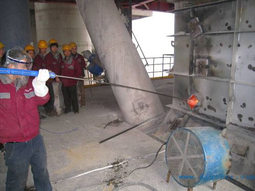 水泥廠回轉窯預熱器清理
